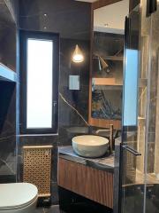 Arredo Bagno legno noce canaletto