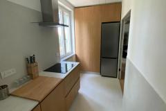 Cucina in legno Rovere con Top in Dekton